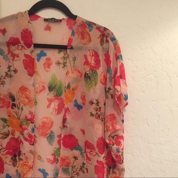 Oh La La Kimono Shawl Small - Picture 2 of 4